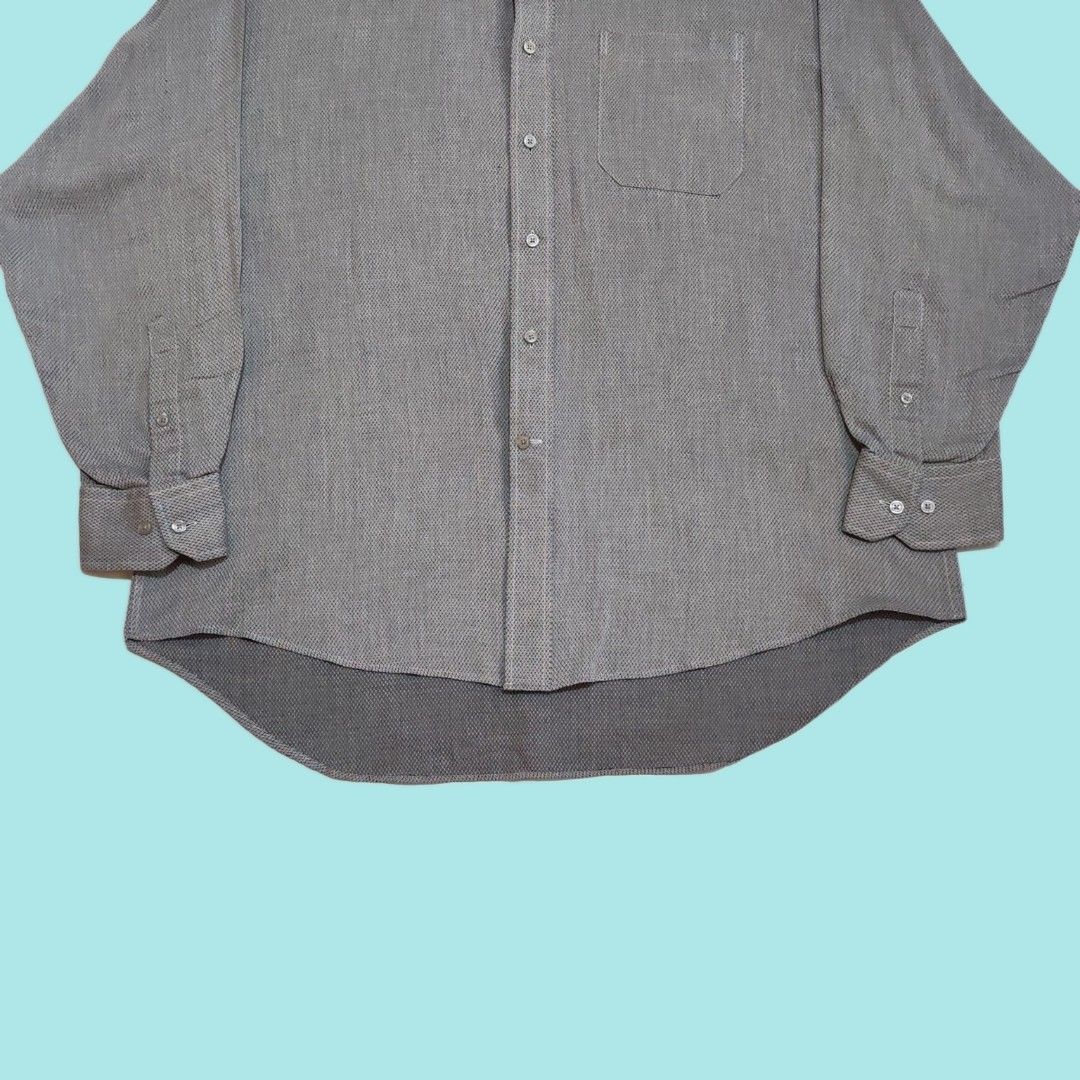 BALMAIN Men's Long Sleeve Shirt (Category: Tshirts & Polo Shirts ) located in Dinalupihan. Submitted by senkustuff (Listing ID 1447336260, Image 3). Description: - Brand: BALMAIN - Color: Grey patterned - Style: Long sleeve dress shirt - Material: 60% Cotton, 40% Polyester - Size: XL (fits 17.5 neck, 34/35 sleeve) - Features: Button-up front, chest pocket, classic collar - Occasion: Work, smart casual - Origin: Made in China Dimes Length:30 Width