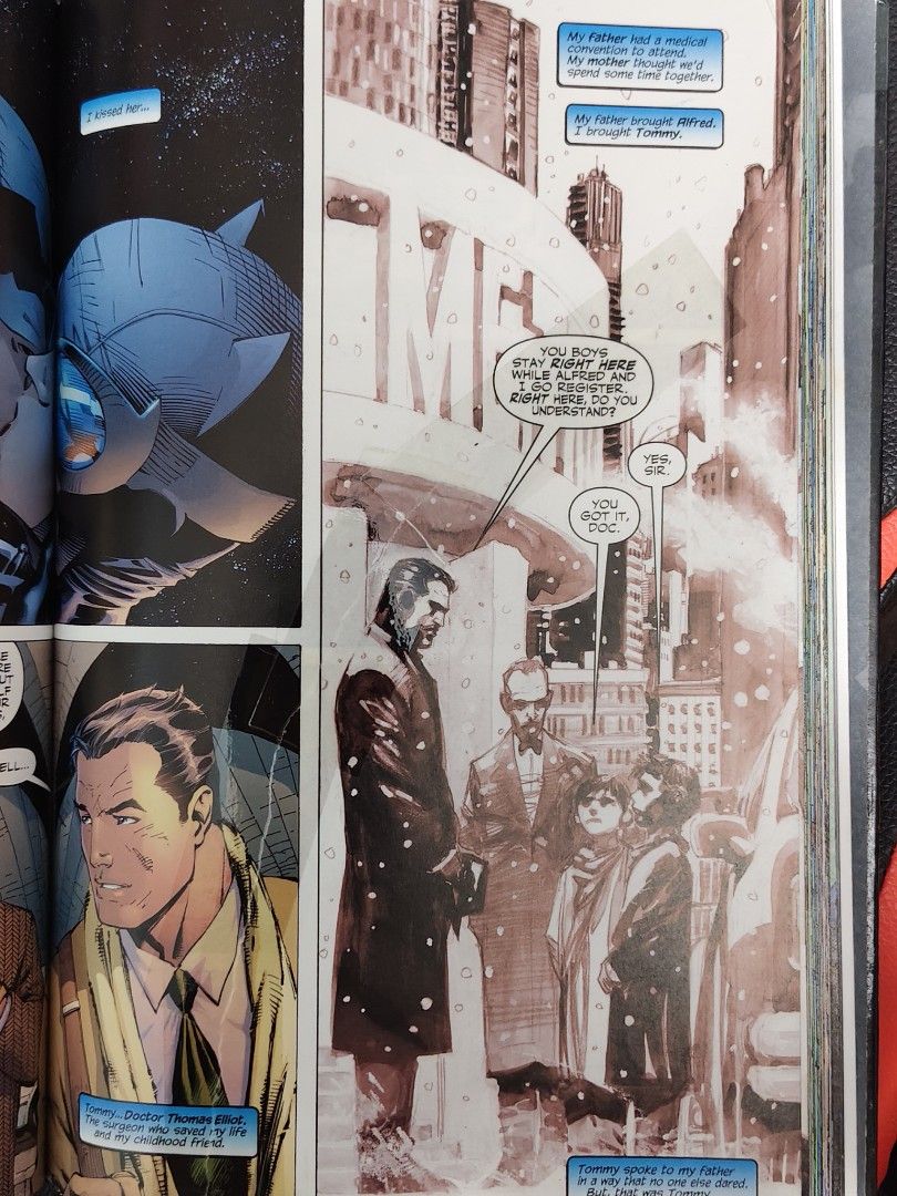 Batman HUSH part 1 (Hardcover - with issue) comic (Category: Comics & Manga) located in Subic. Submitted by vilpnn7 (Listing ID 1447453518, Image 3). Description: issue: Ripped page. I received it with flaw when I purchased it 📍LOC : Zambales, Subic 🚛 MOD : J&T 💵 MOP : Gcash RFS: decluttering | need funds.