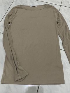 (Kategori: ) berada di . Dikirim oleh biuucloset__ (ID iklan 1447388916, Gambar 1). Deskripsi: .