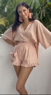 (Category: ) located in . Submitted by mybelovedcloset88 (Listing ID 1447366488, Image 1). Description: .