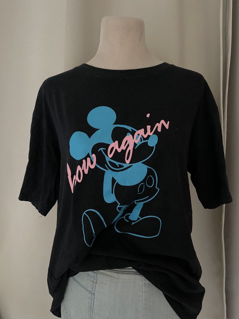 Black Mickey Mouse basic cotton (Category: Shirts) located in Cainta. Submitted by zlove111 (Listing ID 1447317708, Image 2). Description: - Black t-shirt with a cool Mickey Mouse graphic - Features "low again" text in pink and blue - Comfortable, relaxed fit - Ideal for casual wear - Easy to pair with jeans or shorts large 20".