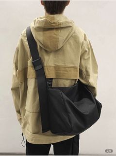 (Category: ) located in . Submitted by shop.with.rad (Listing ID 1447380703, Image 1). Description: .