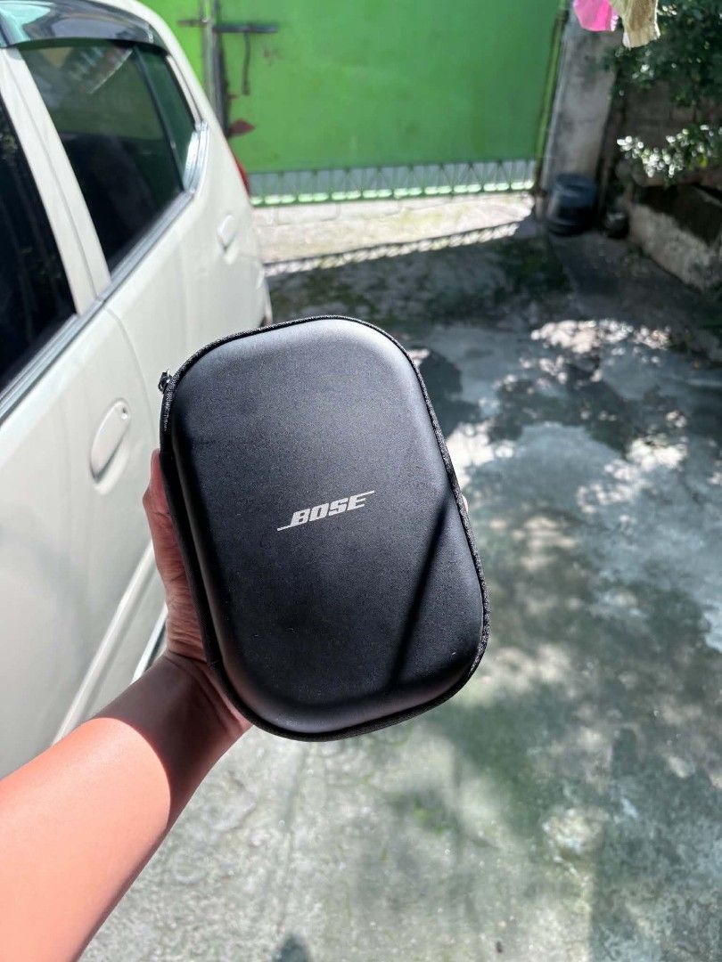 Bose Quiet Comfort Headphone with Case (Category: Headphones & Headsets) located in Quezon City. Submitted by chawisss (Listing ID 1447431267, Image 3). Description: BOSE QC 45 HEADPHONES NO ISSUE LIKE NEW COMPLETE PACKAGE 6,500 NEGOTIABLE MEET UP OR LALAMOVE QC LOCATION.