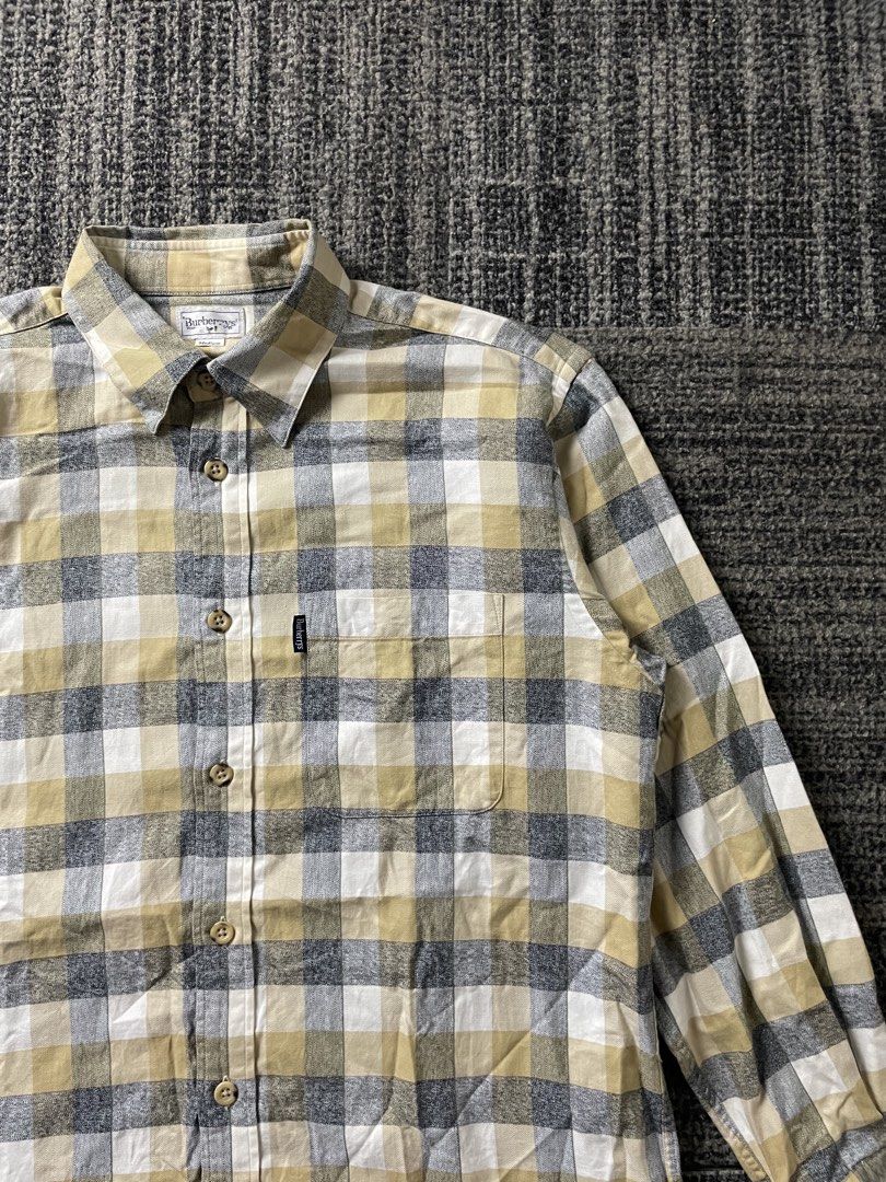 Burberrys Plaid Long Sleeve Button Up Shirt Medium (Category: Tshirts & Polo Shirts ) located in Taguig. Submitted by highlows (Listing ID 1447301312, Image 2). Description: size medium 22x28 b30 no flaws good condition 9/10.