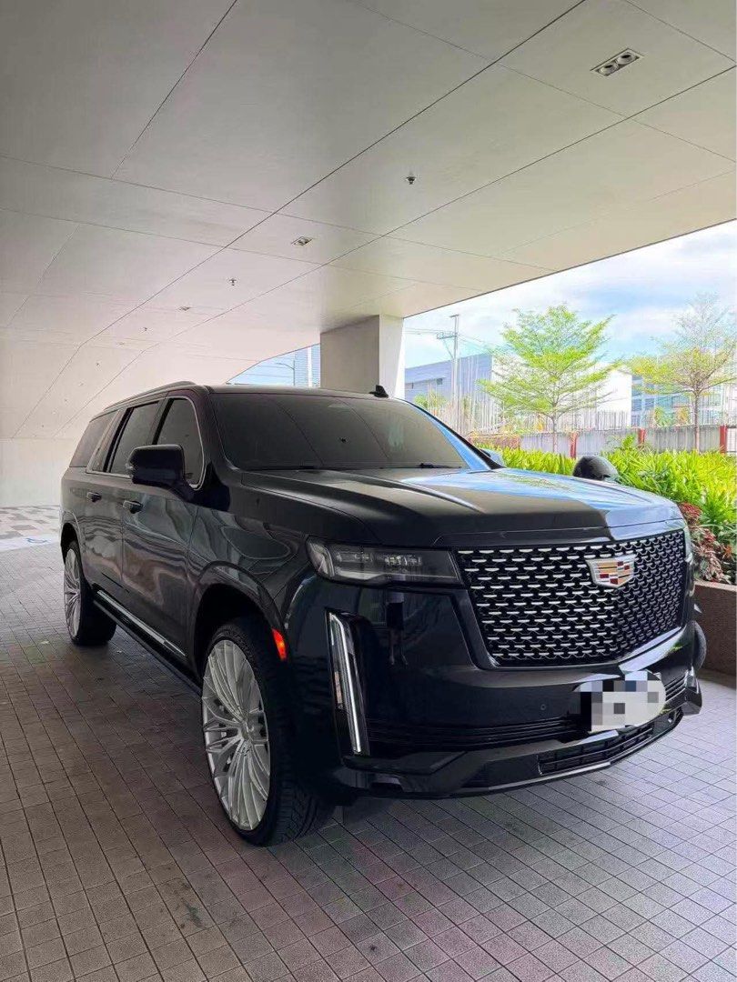 Cadillac Escalade ESV Platinum Auto (Category: Used Cars) located in Manila. Submitted by quality_cars (Listing ID 1447444032, Image 2). Description: 2023 Cadillac Escalade ESV Platinum Price: 7.798m 🔧 Condition: Excellent 🛣️ Mileage: 8,100 KMS only ⛽ Fuel Type: Gasoline Vehicle Details: • Vehicle Type: Full-Size Luxury SUV, 7-seater (Extended Wheelbase - ESV) • Engine Type: 6.2L V8 Naturally Aspirated • Power: 420 hp • Torque: 623 Nm • Transmi
