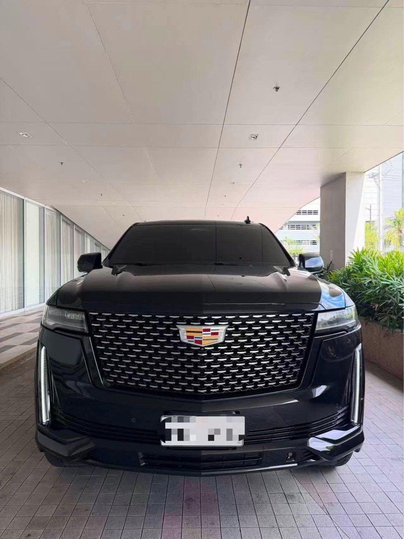 Cadillac Escalade ESV Platinum Auto (Category: Used Cars) located in Manila. Submitted by quality_cars (Listing ID 1447444032, Image 1). Description: 2023 Cadillac Escalade ESV Platinum Price: 7.798m 🔧 Condition: Excellent 🛣️ Mileage: 8,100 KMS only ⛽ Fuel Type: Gasoline Vehicle Details: • Vehicle Type: Full-Size Luxury SUV, 7-seater (Extended Wheelbase - ESV) • Engine Type: 6.2L V8 Naturally Aspirated • Power: 420 hp • Torque: 623 Nm • Transmi