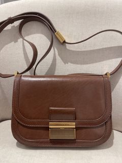 (Category: ) located in . Submitted by arisa_collections (Listing ID 1447444098, Image 1). Description: .