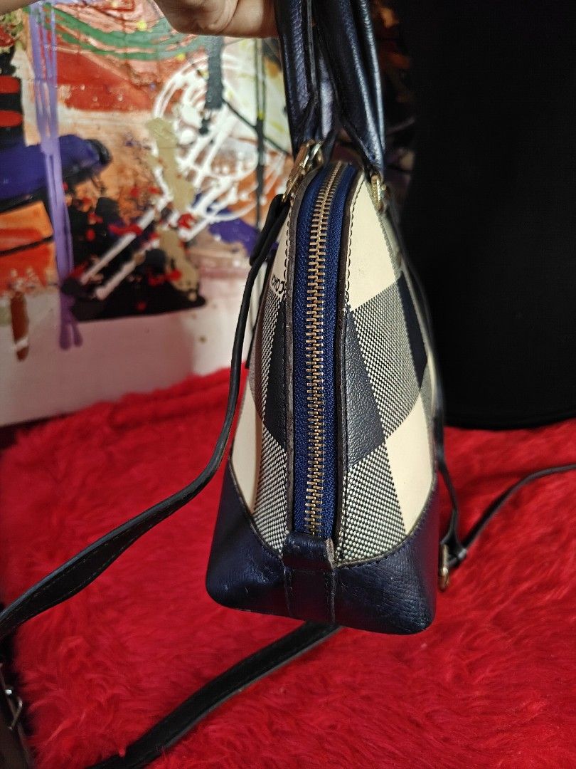 Coach Checked Dome Satchel Bag (Category: Luxury Bags & Wallets) located in Las Pinas. Submitted by liezel49 (Listing ID 1447307825, Image 3). Description: Cute Coach satchel bag with blue/cream check pattern, leather trim, and detachable strap. Zip closure. Perfect for daily use .. ps: sling is provided only magnda pa .
