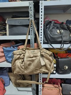(Kategori: ) berada di . Dikirim oleh Mc.Collection (ID iklan 1447438543, Gambar 1). Deskripsi: .