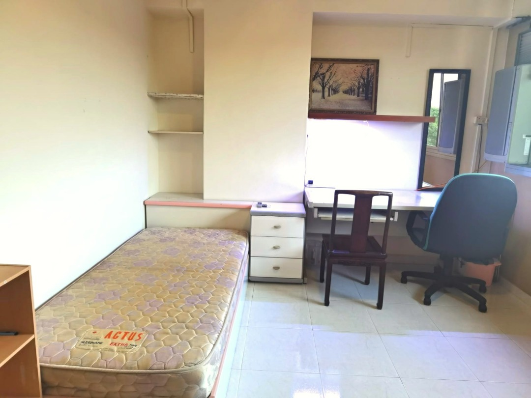 (Category: ) located in . Submitted by your_rental_specialist (Listing ID 1447350727, Image 1). Description: .
