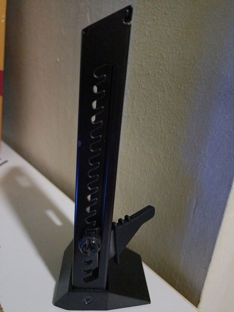 DEEPCOOL Adjustable gpu support bracket (Category: Desktops) located in Singapore. Submitted by johntan420 (Listing ID 1447456342, Image 1). Description: - Color: Black - Features a mountable base with double-sided tape - Height adjustable via notched track.