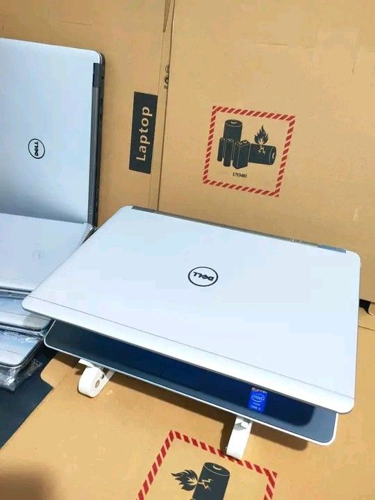 😍DELL Latitude E7440😍 (Category: Laptops & Notebooks) located in Manila. Submitted by lonelyme_1986 (Listing ID 1447465646, Image 2). Description: 😍DELL Latitude E7440😍 🛑intel Core i5 4thGEN 2.50Ghz ✅8GB RAM ✅128GB Storage SSD 🛑14'0 inches Screen 🛑Good battery 🛑Wifi ready 🛑Camera ready 🛑Bluetooth ready 🔴HDMI ready 🛑Fully tested all usb port GOOD 🛑Windows 10-with complete all apps #SLIMTYPE #GoodQualityGuaranteed JAPAN TokYo✅ 😍in_ CH