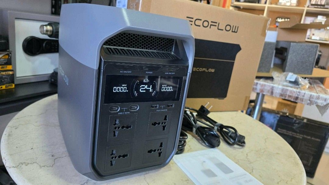 DELTA 3 CLASSIC ECOFLOW (Category: Batteries & Chargers) located in Bulacan. Submitted by iamvanillapeach (Listing ID 1447294278, Image 2). Description: Delta 3 3600w surge / 1800w continues power & 1024wh / 500w solar input..