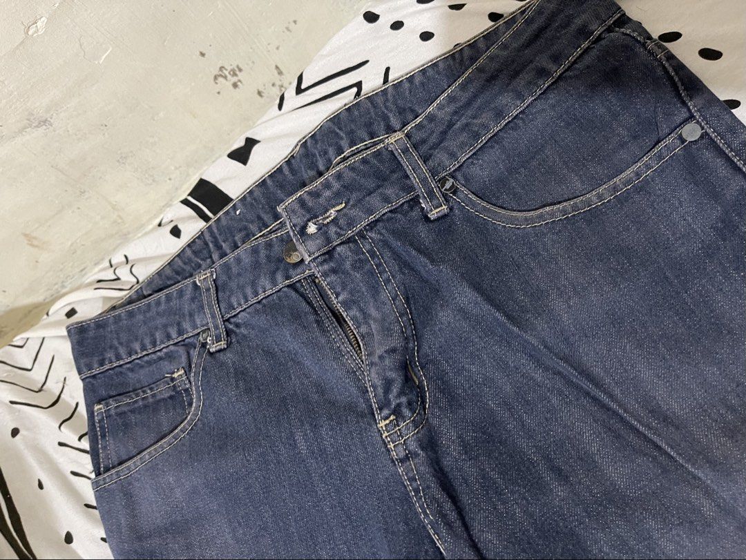 Denim pants (Category: Jeans) located in Manila. Submitted by krstn.cloud (Listing ID 1447297624, Image 2). Description: Fit 34-36 waistline.