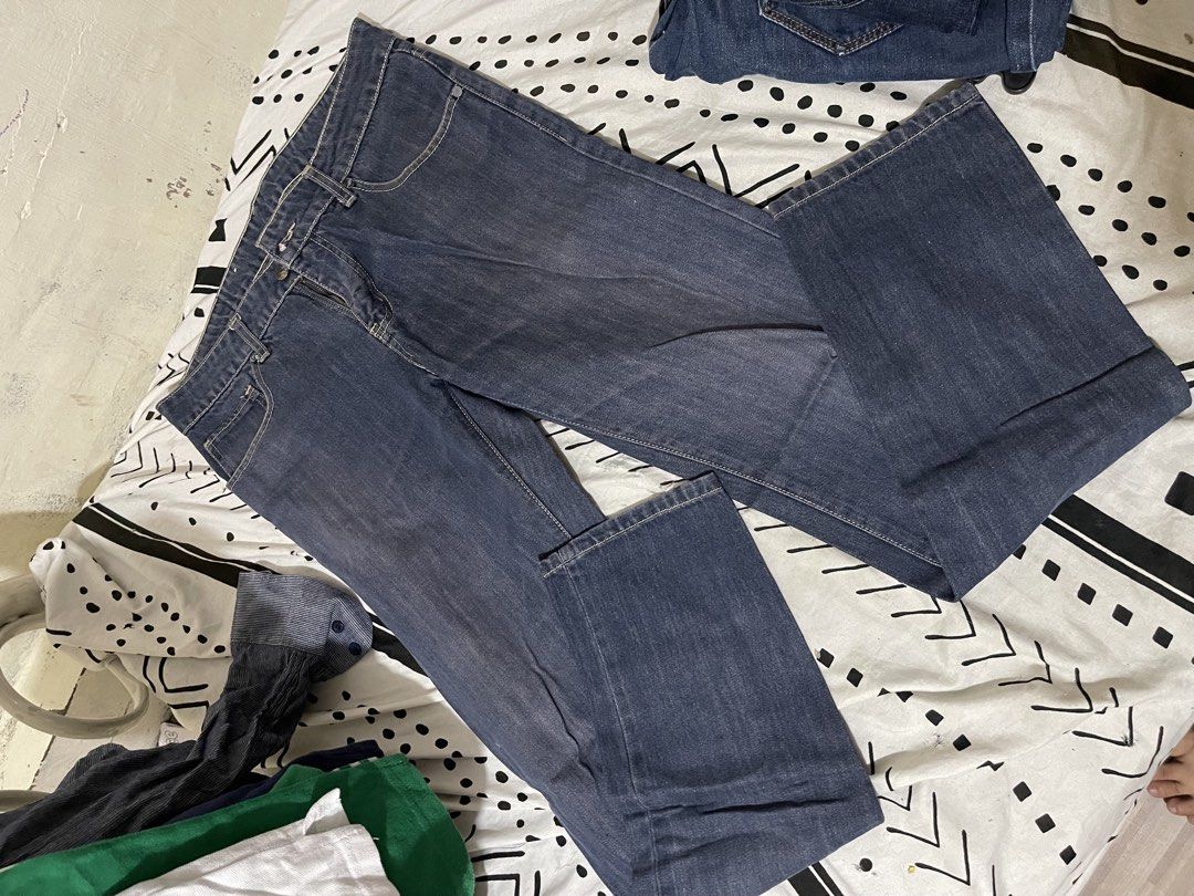 Denim pants (Category: Jeans) located in Manila. Submitted by krstn.cloud (Listing ID 1447297624, Image 1). Description: Fit 34-36 waistline.