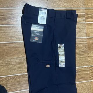 (Category: ) located in . Submitted by uniq_garments (Listing ID 1447393198, Image 1). Description: .