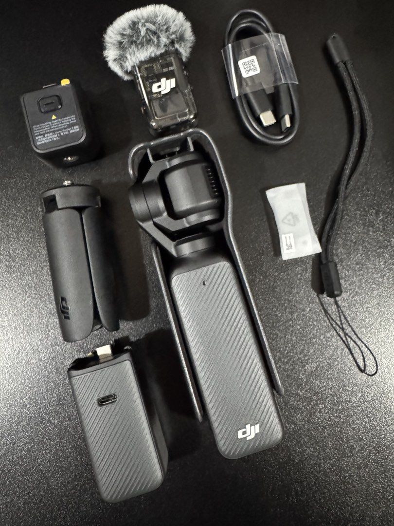 DJI Osmo Pocket 3 Creator Combo (Category: Cameras) located in Manila. Submitted by 2nddeividg79586 (Listing ID 1447369572, Image 3). Description: - DJI Osmo Pocket 3 Creator Combo - Ideal for vlogging and capturing smooth, stable footage - All original accessories included - Perfect for travel and adventures .