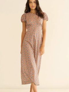 （分類：）位於 。 由 refwardrobe 提交（商品編號 1447315414，圖片 1）。簡介： 。