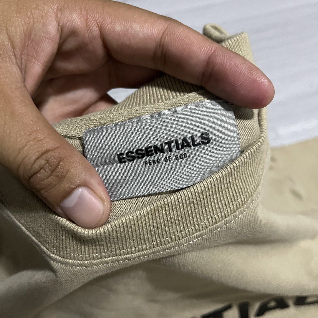 ESSENTIALS (Category: Formal Shirts) located in Iloilo. Submitted by GenzTHRIFT (Listing ID 1447296005, Image 3). Description: ITEM NAME: ESSENTIALS DIMES: 21 / 29 SIZE: LARGE CONDITION: VGOOD COLOR RATE: 9/10 ₱ 399 COLOR MAY VARY DUE TO LIGHTING - ADD SF OUTSIDE ILL CITY!.