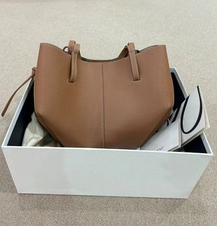 (Kategori: ) berada di . Dikirim oleh harukibutik (ID iklan 1447404779, Gambar 1). Deskripsi: .