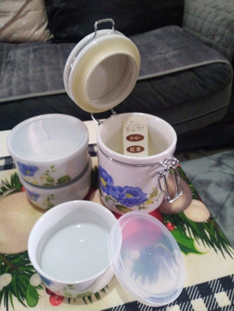 Florence Ceramic Canister Set with Lids (Category: Food Organization & Storage) located in Bulacan. Submitted by mitchikoscollection (Listing ID 1447349490, Image 3). Description: 🩷‼️Courier Lalamove only‼️1K above J&T‼️🩷 Authentic Original Rare Vintage Collectible Brand-new with Box Canister and 3 pcs. Small Food keeper Set - Set of 4 Daito ceramic storage containers - Made in Japan - Beautiful blue floral design - 1 large canister with clamp 