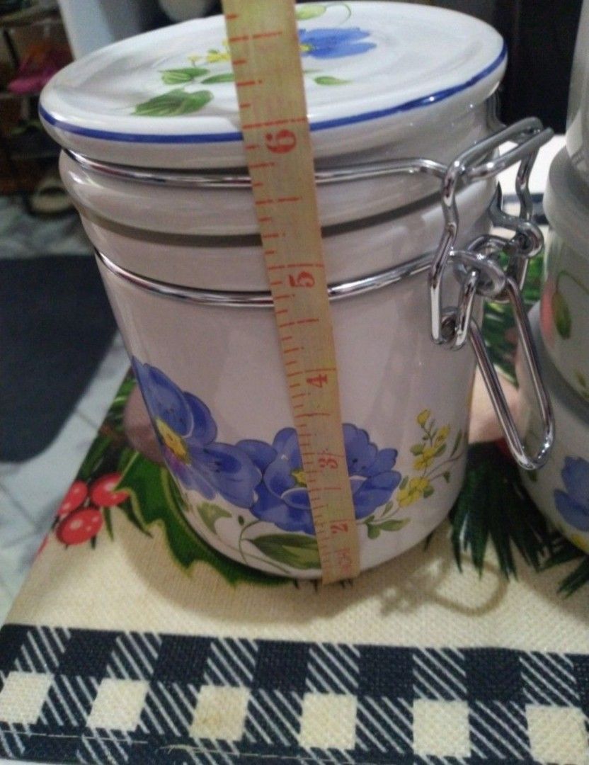 Florence Ceramic Canister Set with Lids (Category: Food Organization & Storage) located in Bulacan. Submitted by mitchikoscollection (Listing ID 1447349490, Image 2). Description: 🩷‼️Courier Lalamove only‼️1K above J&T‼️🩷 Authentic Original Rare Vintage Collectible Brand-new with Box Canister and 3 pcs. Small Food keeper Set - Set of 4 Daito ceramic storage containers - Made in Japan - Beautiful blue floral design - 1 large canister with clamp 