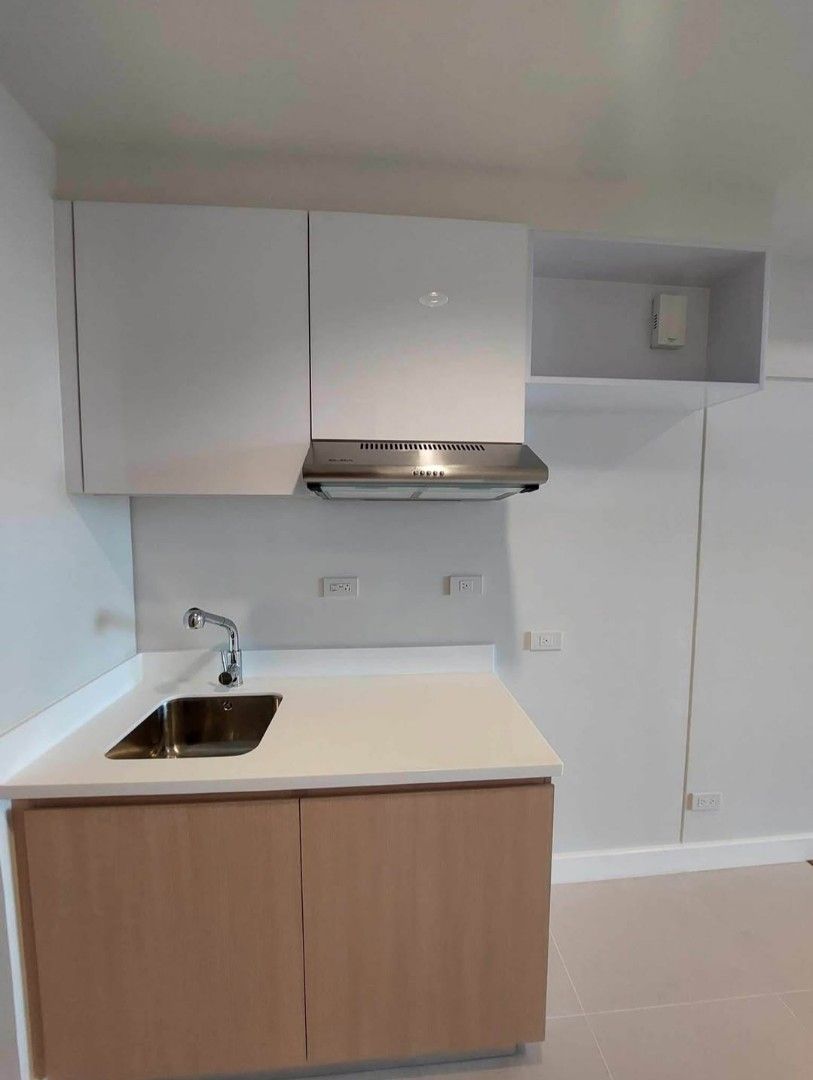 For Lease: Studio at Arton Katipunan (Category: Apartments & Condos) located in Makati City. Submitted by natg.realty (Listing ID 1447403440, Image 2). Description: For Lease: Studio Units The Arton Katipunan QC ☑️Lease Rate for Studios (inclusive of dues) 🔘Unfurnished (as-is, no aircon) ₱20,000/month ☑️Lease Rate for Parking (inclusive of dues) 🔘 ₱6,000/month.