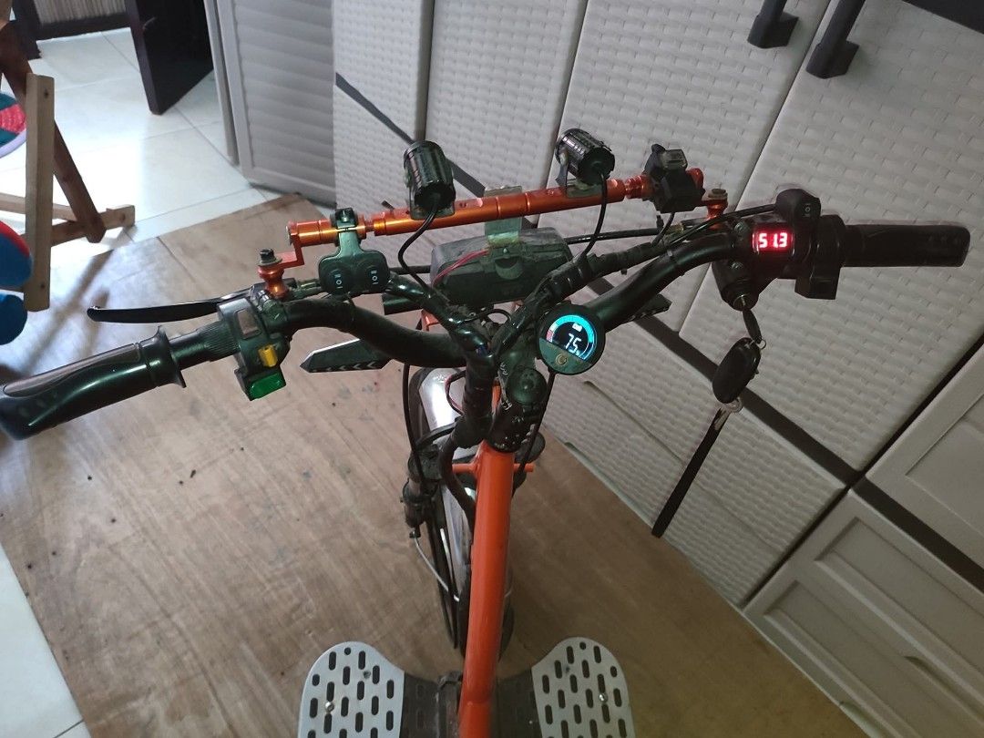 For sale Nwow ebike 3 wheels (Category: Everything Else Others) located in Manila. Submitted by gentlephoenix_845046 (Listing ID 1447383792, Image 3). Description: For sale customized Nwow 3 wheels Ebike lahat pinaupgrade, gulong nya tubeless kaya mas matibay. Mga wirings nya kahit na mabasa ng ulan hindi sya masisira. No issue Gagamitin nalang. May bawas pa yan kung now kukunin. 48v-25 Ah Controller: 500w.