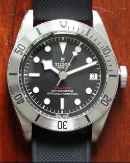 (Category: ) located in . Submitted by 1minutewatchguy (Listing ID 1447337818, Image 1). Description: .