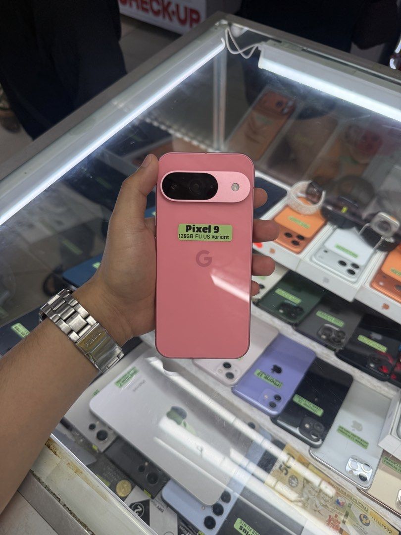 Google Pixel 9 5G 128GB Openline US Variant (Category: Google Pixel) located in San Juan City. Submitted by Khalidmgdla08 (Listing ID 1447418011, Image 1). Description: FOR SALE | TRADE/SWAP Price: 27,500 On hand: Pixel 9✔️ 128GB ✔️ OPENLINE ✔️ US Variant ✔️ 100% Original ✔️ 99% Makinis ✔️ 99% Smooth ✔️ NOT REFURB ✔️ NO HIDDEN ISSUES ✔️ NEVER BEEN REPAIRED ✔️ TEST TO SAWA✔️ FREE 3-UTOOLS ✔️ ANY MODEL OF IPHONE AND SAMSUNG ARE AVAILABLE! ✨ We acce