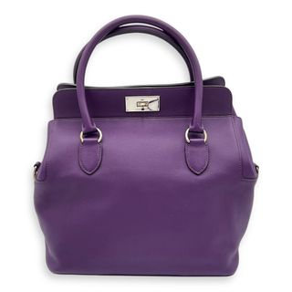 (Category: ) located in . Submitted by carousellluxury (Listing ID 1418091506, Image 1). Description: .