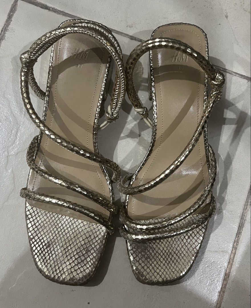 H&M Gold block heel sandals (Category: Sandals) located in Manila. Submitted by switchtosave (Listing ID 1447349639, Image 1). Description: .
