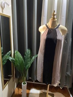 (Category: ) located in . Submitted by KL_Outfits (Listing ID 1447403995, Image 1). Description: .