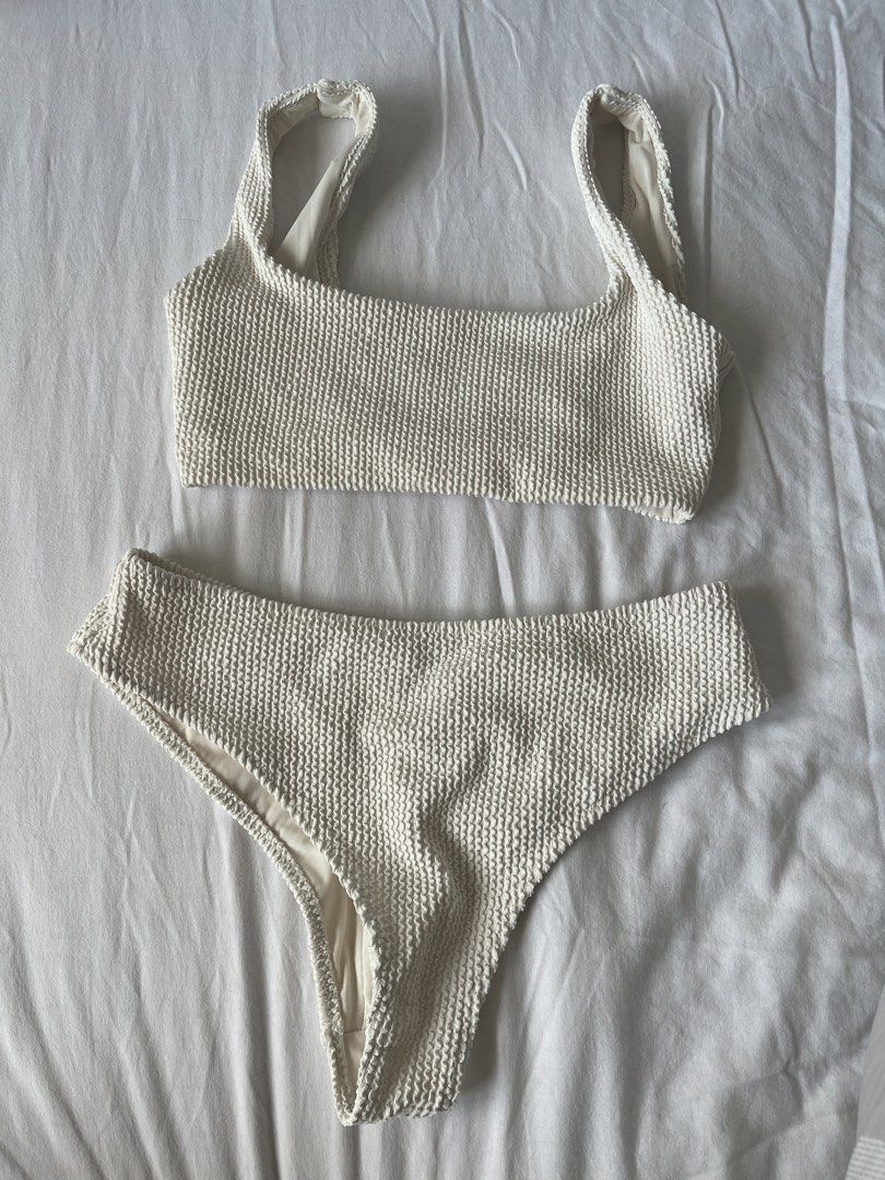 H&M Textured Bikini Set Cream Size S (Category: Bikinis & Swimsuits) located in Manila. Submitted by __ipppip (Listing ID 1447381666, Image 1). Description: - H&M cream textured bikini set - Square neck top - High-waisted bottoms - Comfortable ribbed fabric - Perfect for beach or pool - Size S.