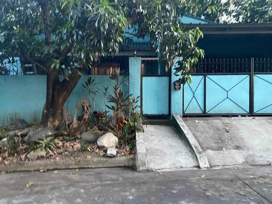 (Category: ) located in . Submitted by missbebang (Listing ID 1447342520, Image 1). Description: .