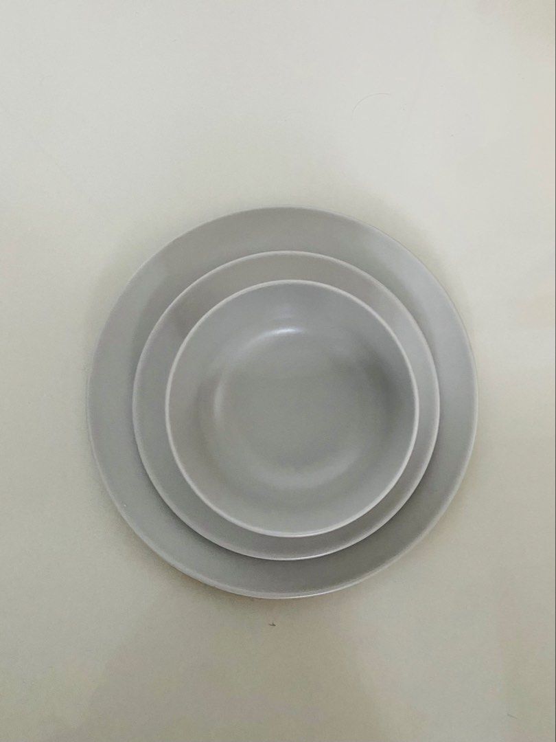 IKEA Grey Ceramic Dinnerware Set - Plates and Bowls499013943066644481