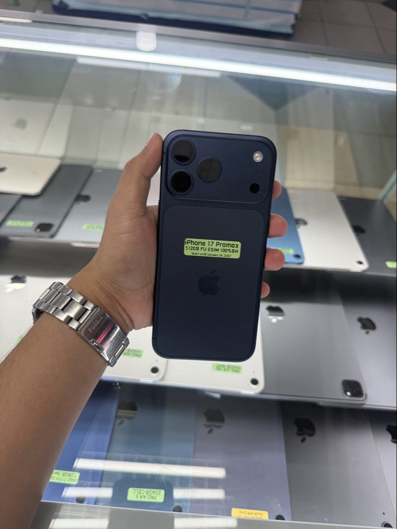 iPhone 17 Pro Max 512GB E-Sim 100% Battery Health (Category: iPhone 17 Series) located in San Juan City. Submitted by Khalidmgdla08 (Listing ID 1447418833, Image 2). Description: FOR SALE | TRADE/SWAP Price: 76,500 On hand: iPhone 17 Pro Max✔️ 512GB ✔️ E-SIM OPENLINE ✔️ 100% Batt health ✔️ NTC APPROVED ✔️ 100% Original ✔️ 99% Makinis ✔️ 99% Smooth ✔️ NOT REFURB ✔️ NO HIDDEN ISSUES ✔️ NEVER BEEN REPAIRED ✔️ TEST TO SAWA✔️ FREE 3-UTOOLS ✔️ ANY MODE
