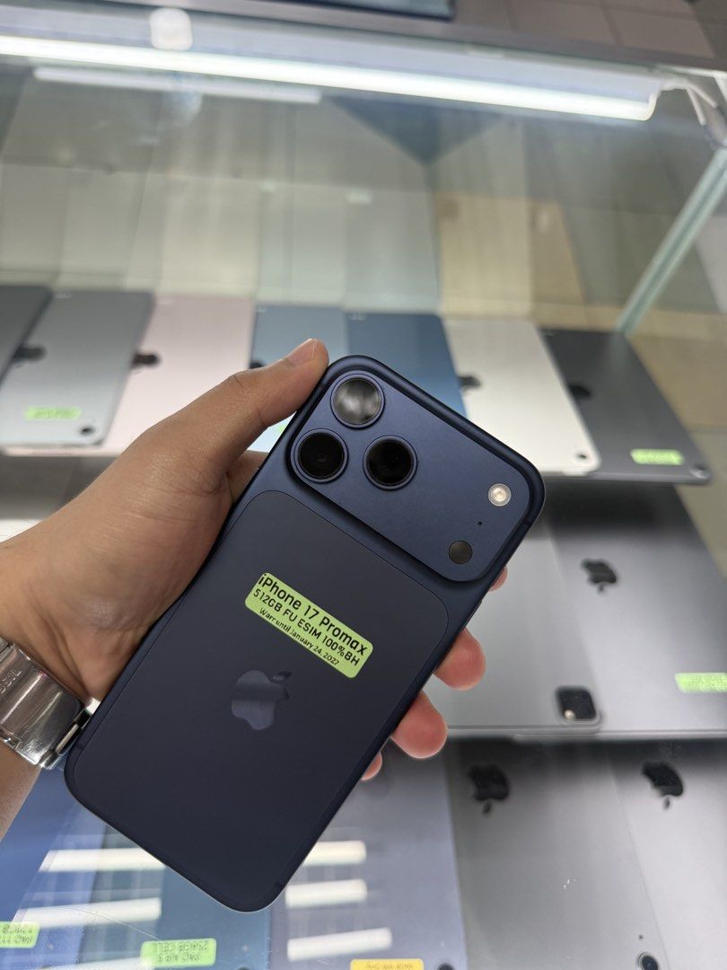 iPhone 17 Pro Max 512GB E-Sim 100% Battery Health (Category: iPhone 17 Series) located in San Juan City. Submitted by Khalidmgdla08 (Listing ID 1447418833, Image 3). Description: FOR SALE | TRADE/SWAP Price: 76,500 On hand: iPhone 17 Pro Max✔️ 512GB ✔️ E-SIM OPENLINE ✔️ 100% Batt health ✔️ NTC APPROVED ✔️ 100% Original ✔️ 99% Makinis ✔️ 99% Smooth ✔️ NOT REFURB ✔️ NO HIDDEN ISSUES ✔️ NEVER BEEN REPAIRED ✔️ TEST TO SAWA✔️ FREE 3-UTOOLS ✔️ ANY MODE