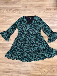 (Category: ) located in . Submitted by shopmisha (Listing ID 1447365963, Image 1). Description: .