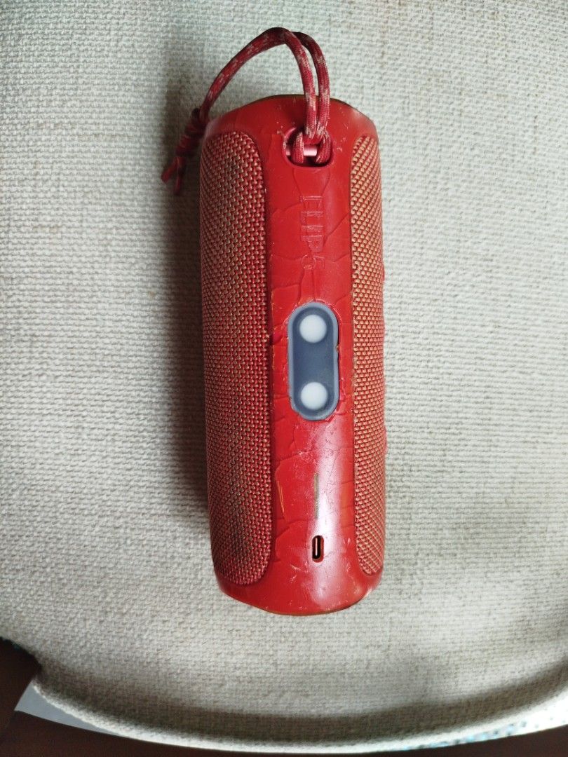 JBL Flip 5 Red Portable Bluetooth Speaker (Category: Soundbars, Speakers & Amplifiers) located in Paranaque City. Submitted by kaceys_closet (Listing ID 1447336911, Image 3). Description: - Red JBL Flip 5 speaker - Connects via Bluetooth - Side controls: volume and power - Built-in loop for easy carrying - Excellent sound quality for its compact size - Tested and confirmed working.