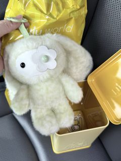 (Category: ) located in . Submitted by happyshopperr (Listing ID 1447334851, Image 1). Description: .