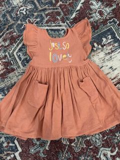 (Category: ) located in . Submitted by prelovedbymmyhaura (Listing ID 1447316232, Image 1). Description: .