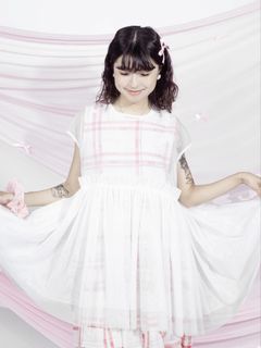 （分類：）位於 。 由 hayley1632 提交（商品編號 1447310284，圖片 1）。簡介： 。