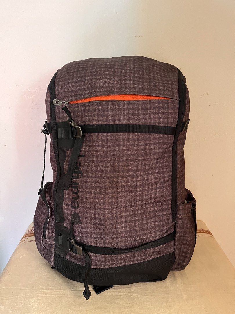 Lafuma Backpack (Category: Backpacks) located in Kota Bharu. Submitted by naimisharuddin (Listing ID 1447323362, Image 1). Description: Backpack Lafuma Condition 9/10 Ada compartment untuk laptop Saiz lebih kurang 28l Zip dan buckle semua masih elok Free postage semenanjung .