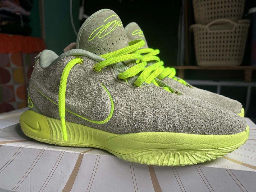Lebron 21 “algae” (Category: Sneakers) located in Davao. Submitted by elizzadiac (Listing ID 1447432671, Image 2). Description: Once lang talaga nagamit .