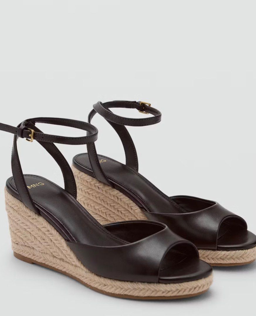 LF/ WTB: Mango Espadrille Wedge Sandals in Brown (Category: Wedges) located in Quezon City. Submitted by xojul (Listing ID 1447463327, Image 1). Description: Looking for this exact pair in Size 8 ◡̈ Please send me a dm with the details (pictures & price) if you’re willing to sell 🙏 .