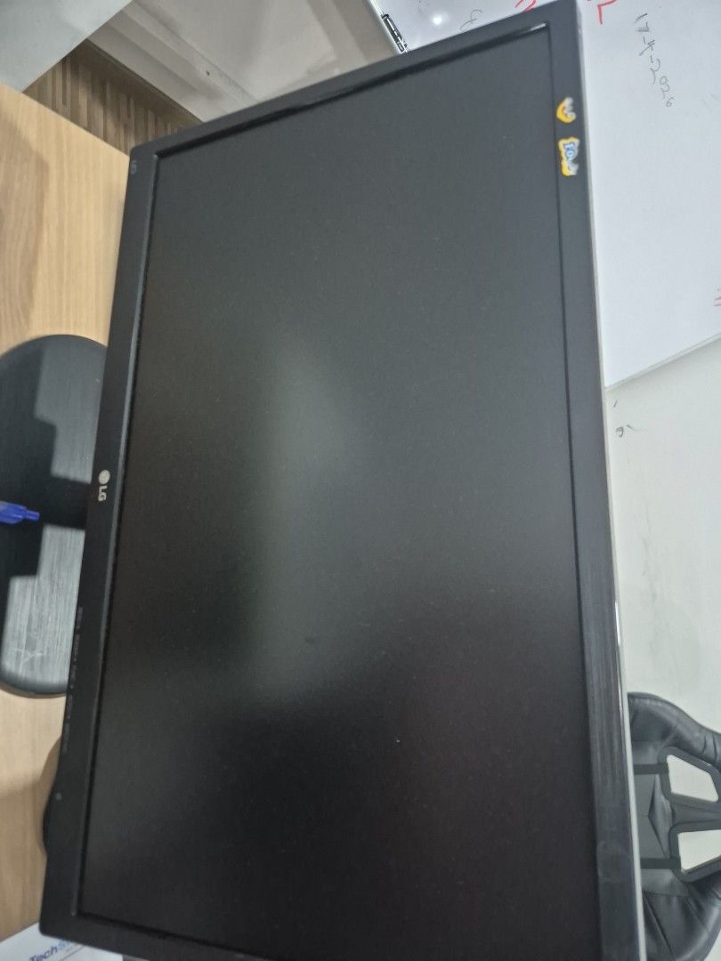 LG Computer Monitor
