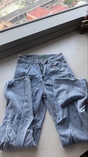 (Category: ) located in . Submitted by new.space8 (Listing ID 1447441996, Image 1). Description: .