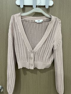 (Category: ) located in . Submitted by cl_closet (Listing ID 1447422012, Image 1). Description: .