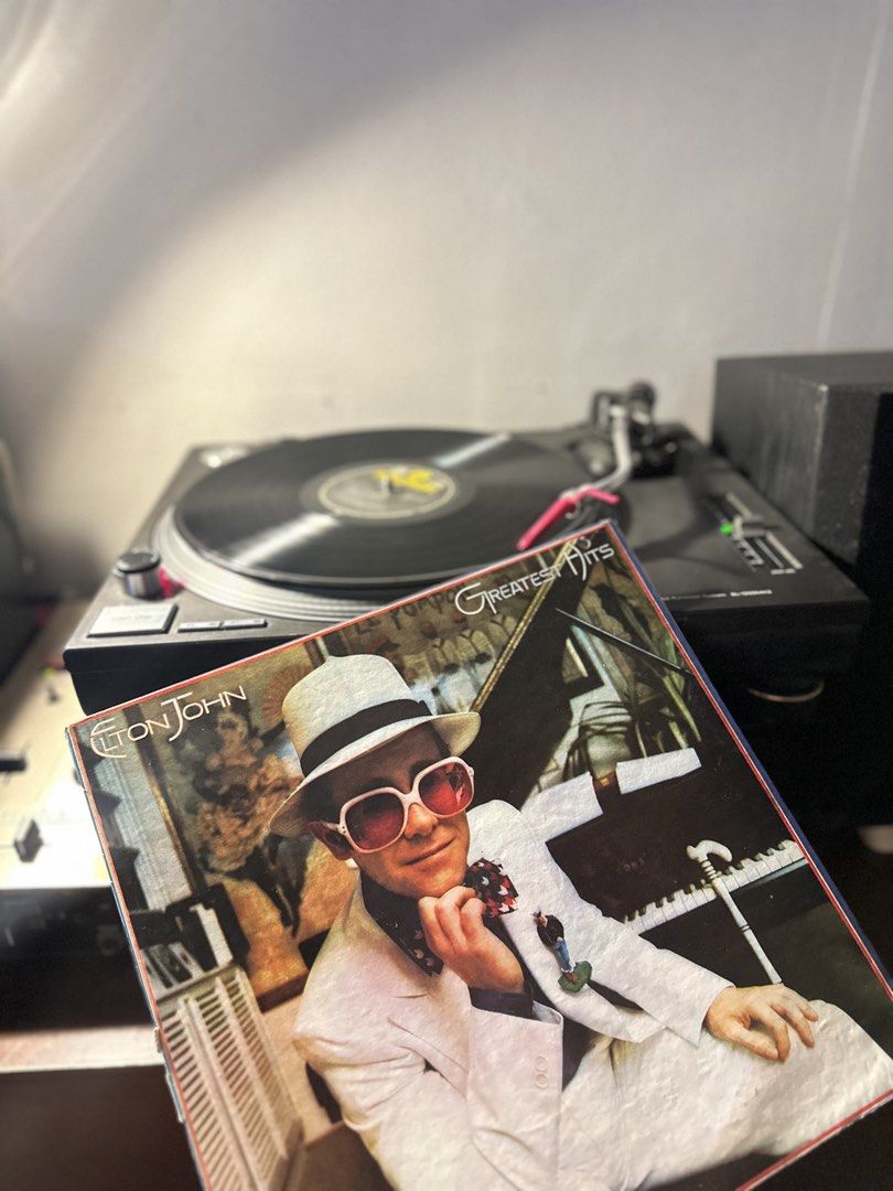 [LP] Greatest Hits - Elton John (Category: Vinyls) located in Makati City. Submitted by pitsrecords (Listing ID 1447462196, Image 1). Description: [LP] Greatest Hits - Elton John Cover : VG+ (gatefold) Media : VG+ - VG++ Philippine Pressing ₱700.